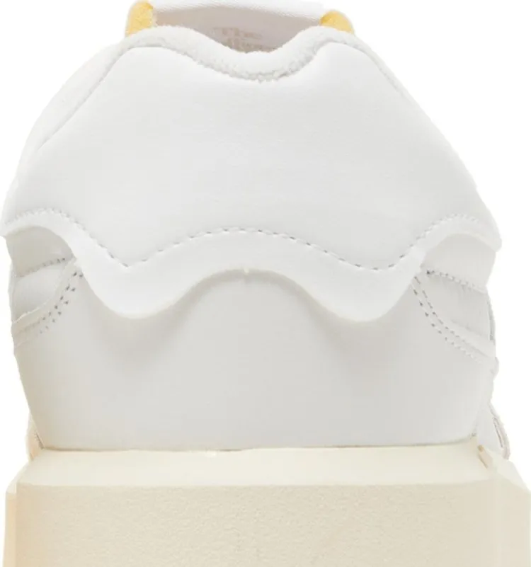 New Balance 302 'White Moonbeam' sneakers, white